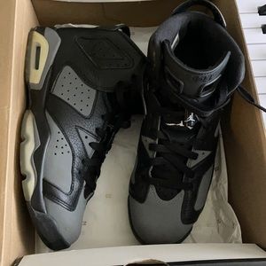 Black and grey 6s